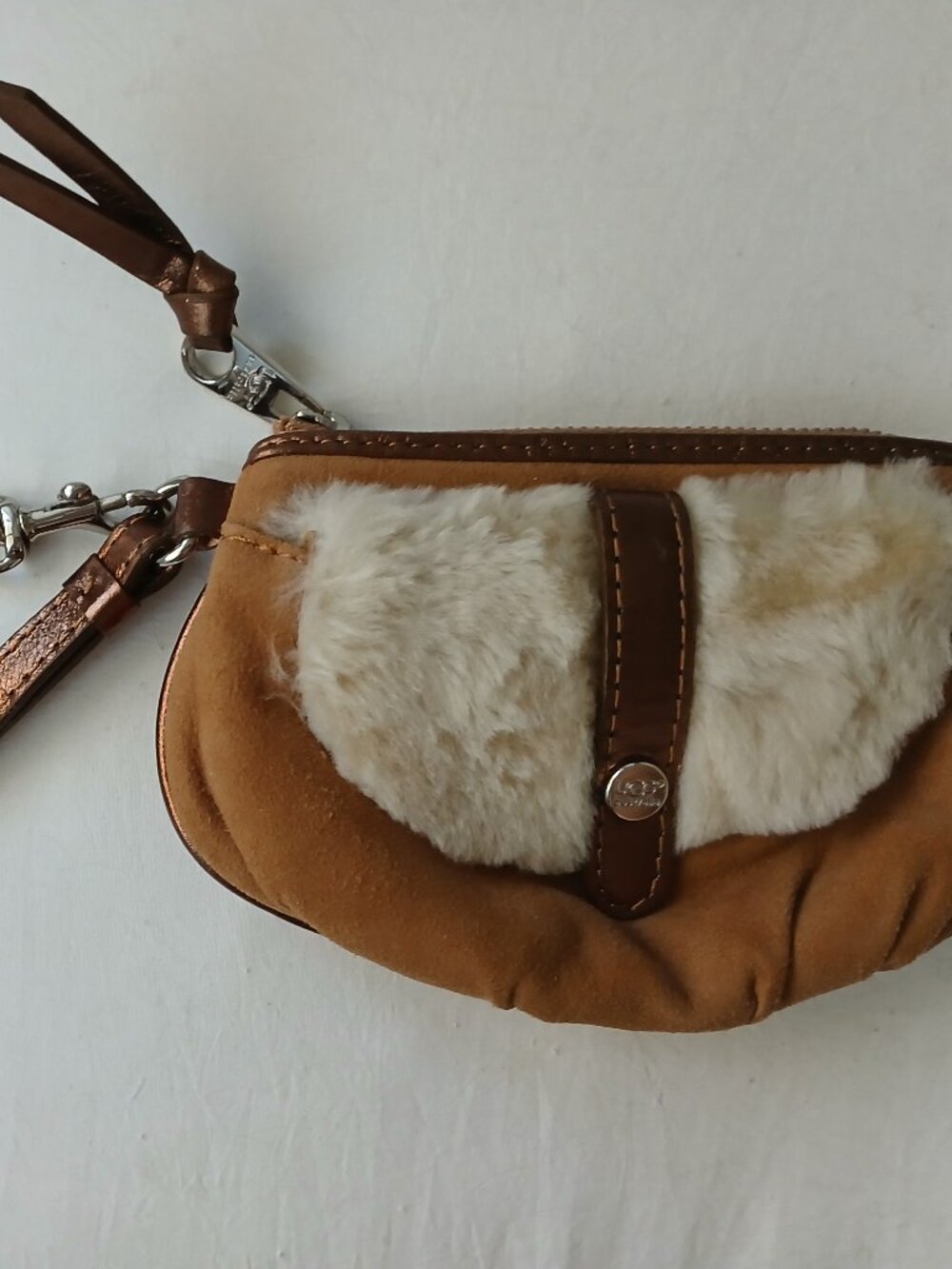 UGG Wristlet Wallet Pouch